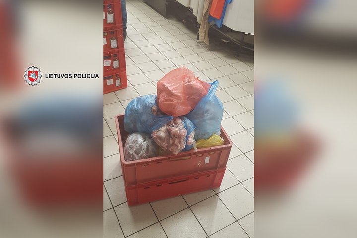 Policijos operacija 2019 12 seselis4.jpg